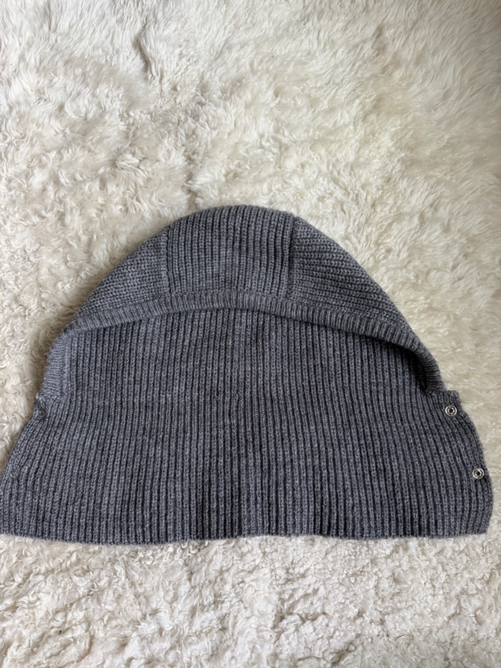 NWT - Women/Youth Gray Ribbed Knit Hoodie Hat - Picture 2 of 4